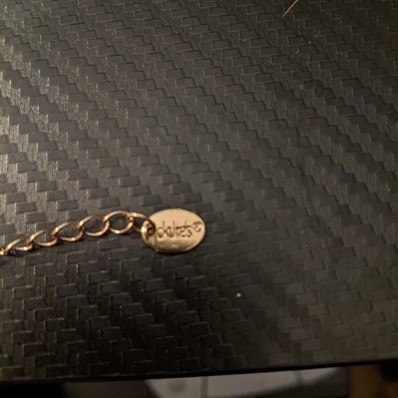 Claire's Gold toned Bracelet - Picture 2 of 3